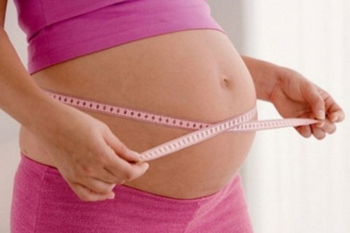 Многоводие при беременности: причины, симптомы, чем опасно, лечение